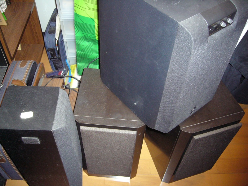../../../../_images/20061110_old_speakers.jpg
