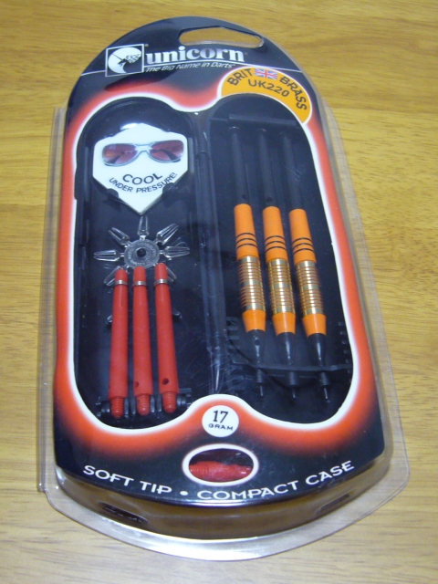 ../../../../_images/20070226_darts.jpg