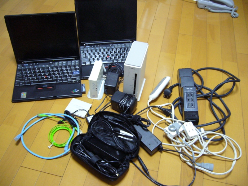 ../../../../_images/20070302_devices.jpg