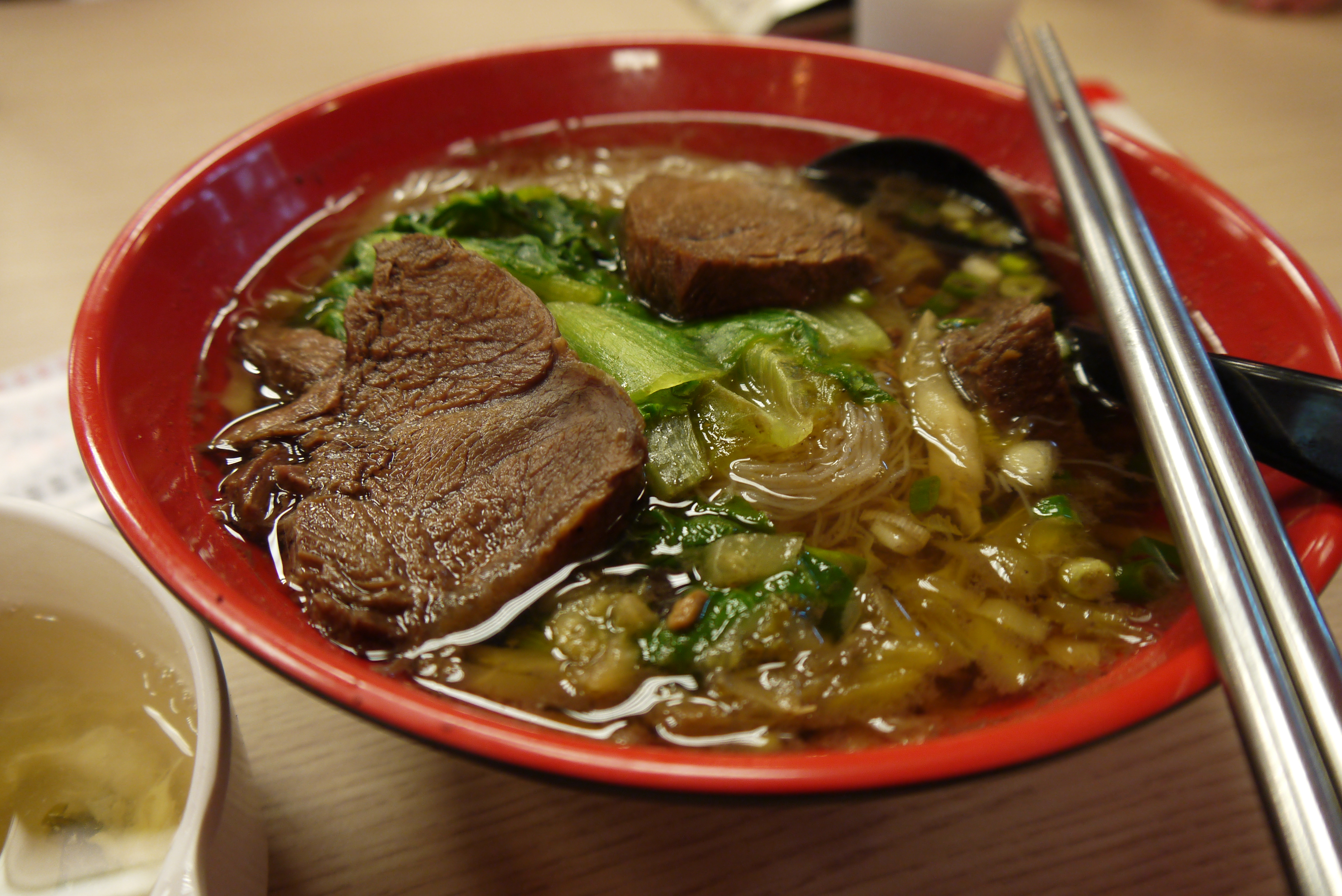 紅焼牛肉麺
