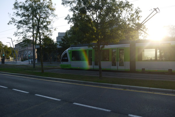 ../../../../_images/tram.jpg